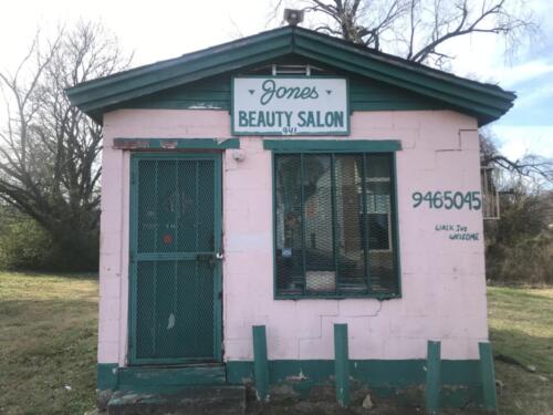 Wil-Lasha Garner, The Beauty of Mrs. Jones Salon, City Univ. Liberal Arts
